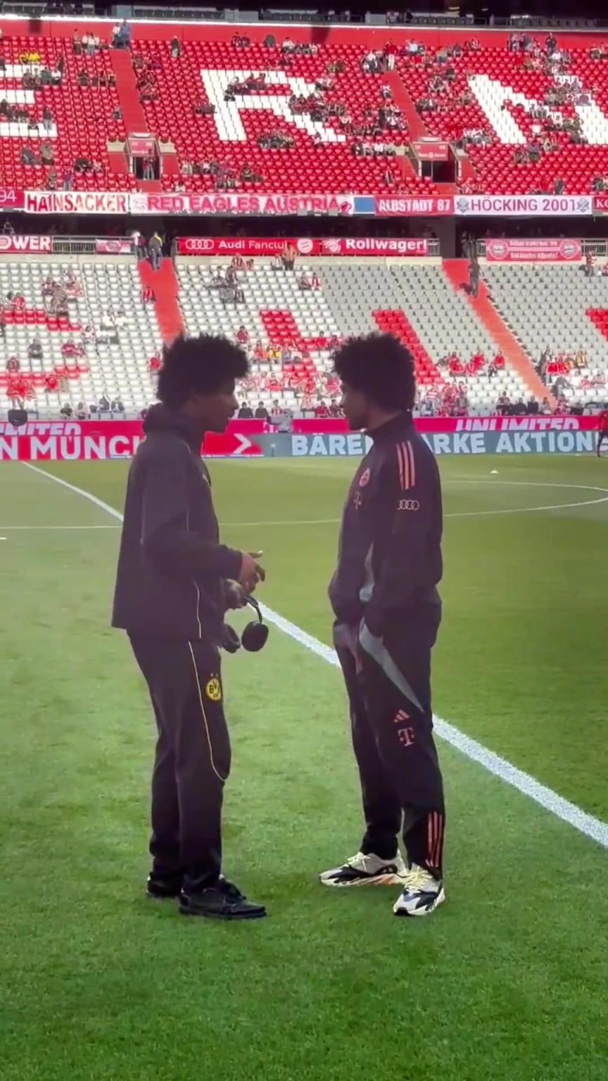 一模一樣的蓬蓬頭！一時分不清阿德耶米和格納布里了！