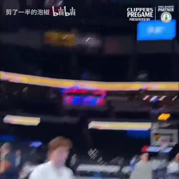 寶藏球員！你覺得小瓊斯能延續(xù)去年季后賽的亮眼表現(xiàn)嗎？